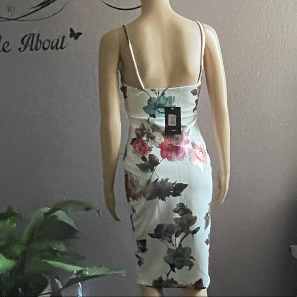 NWT Gazing At Florals Midi Dress - White/Multi - Picture 8 of 9